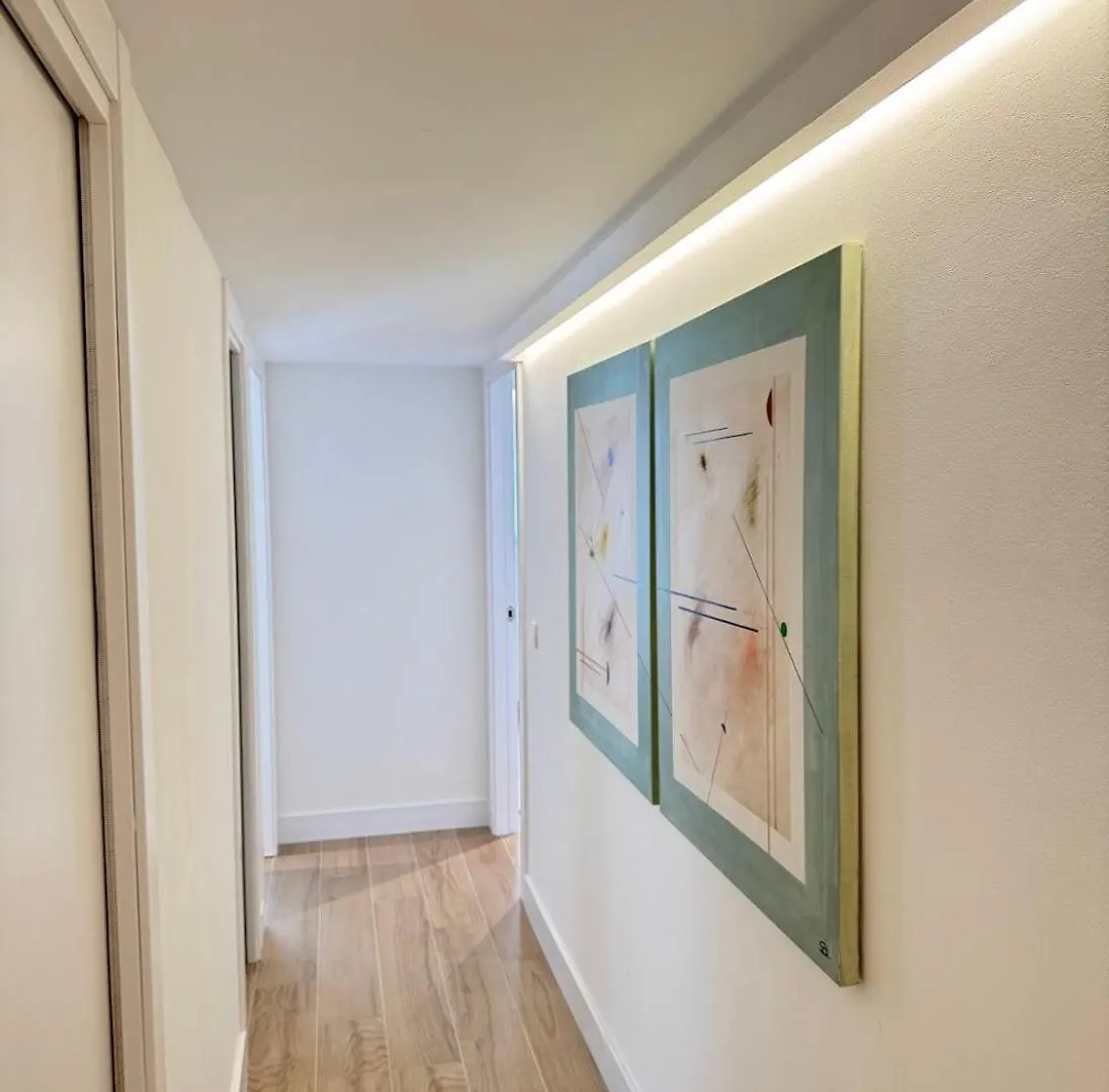 Apartamento Con Terraza Soho Centro マラガ