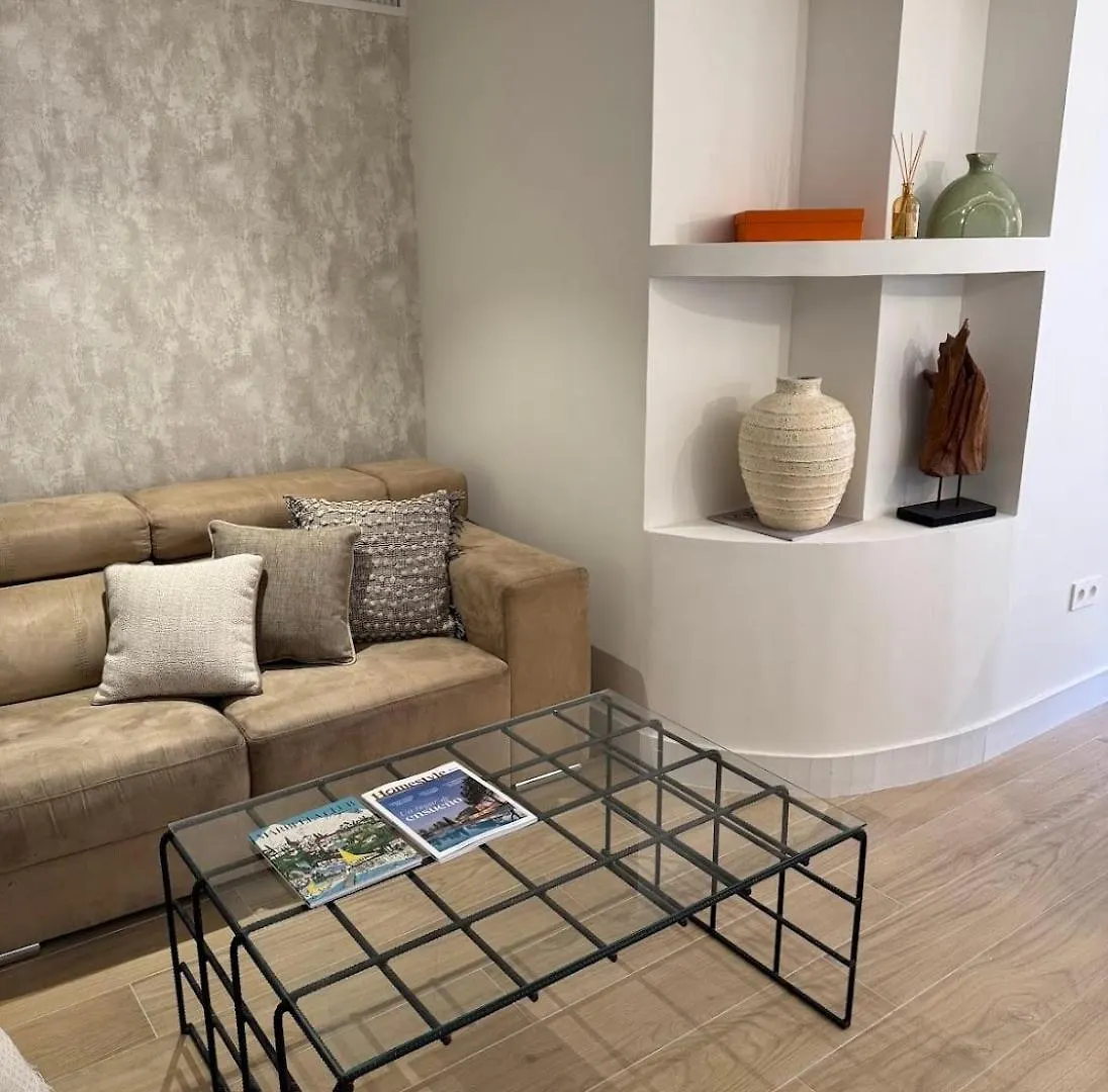 Apartamento Con Terraza Soho Centro マラガ 0*,  スペイン