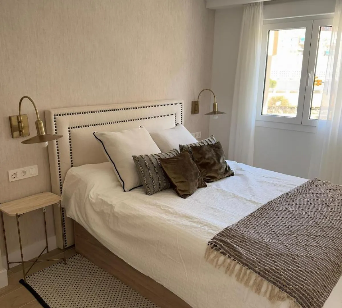 Apartamento Con Terraza Soho Centro マラガ アパート