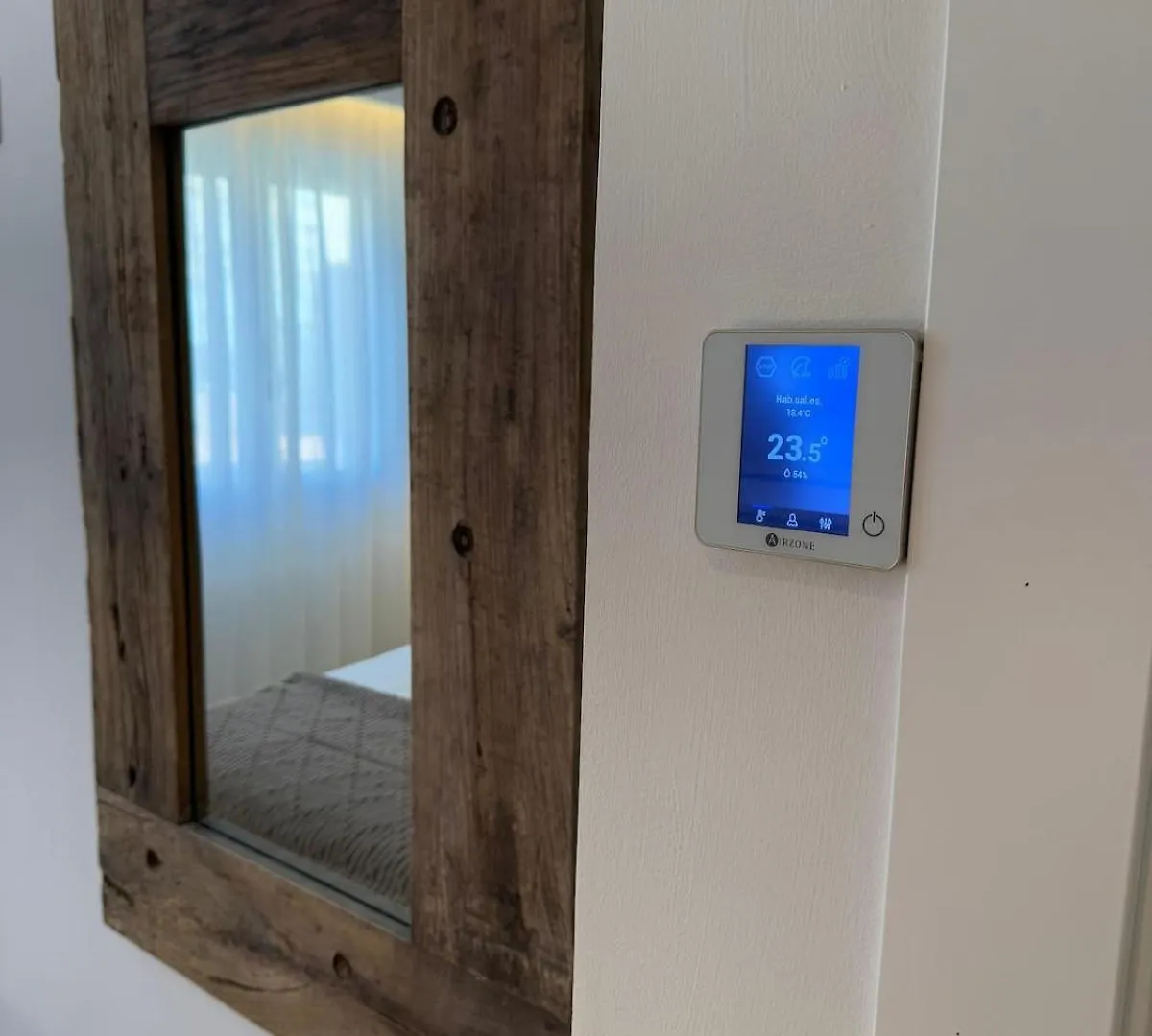 Apartamento Con Terraza Soho Centro マラガ アパート